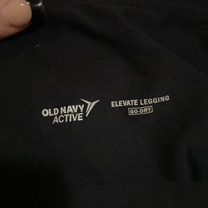 Women black leggings